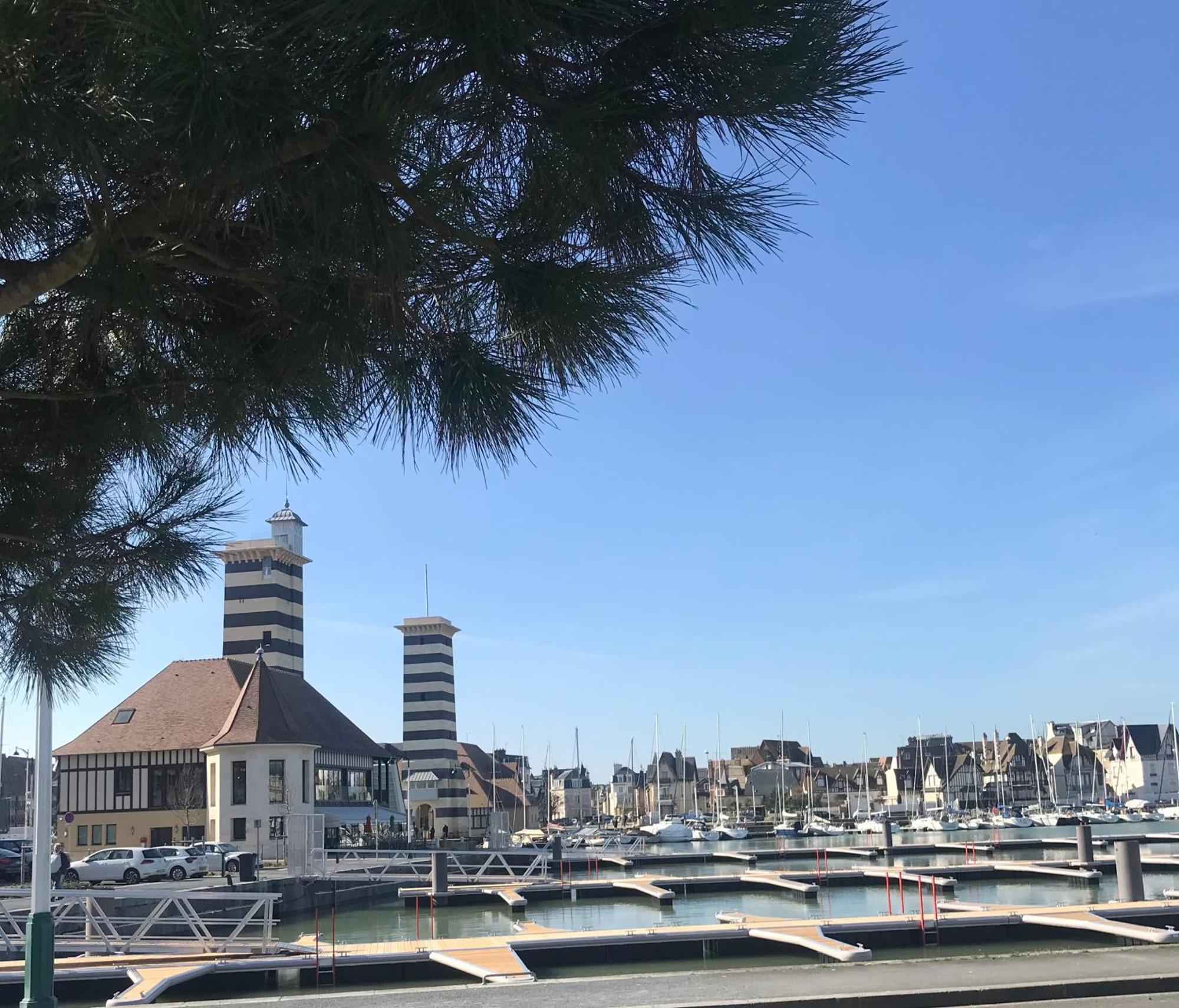 Le Pullman Apartment Deauville Luaran gambar